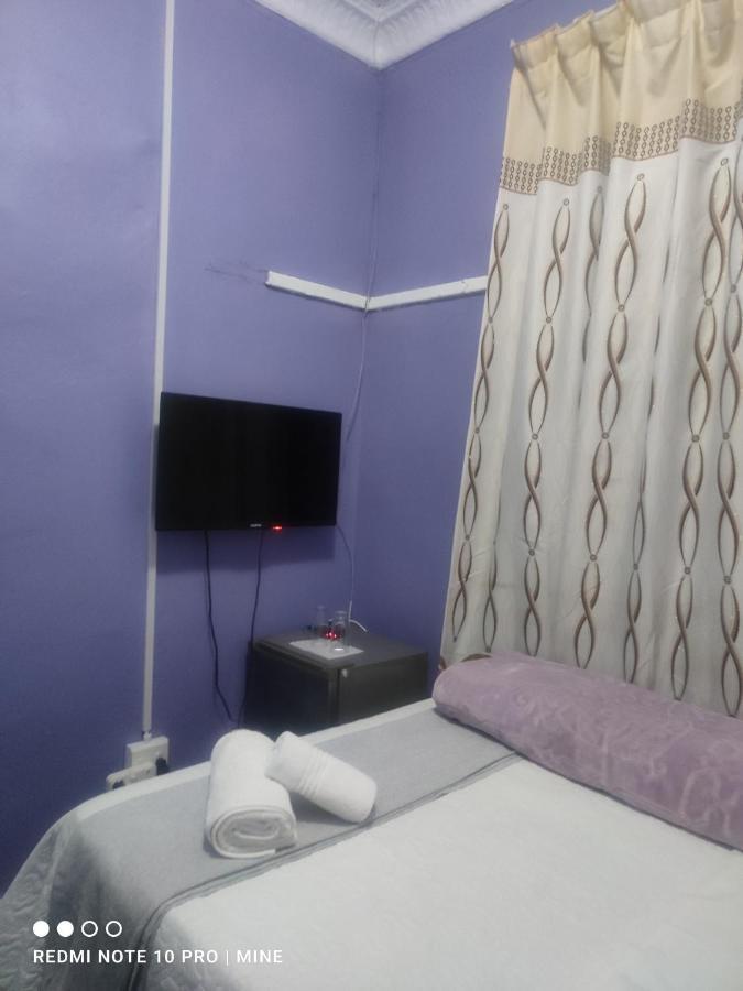 The Croc Guest House Springs  Dış mekan fotoğraf
